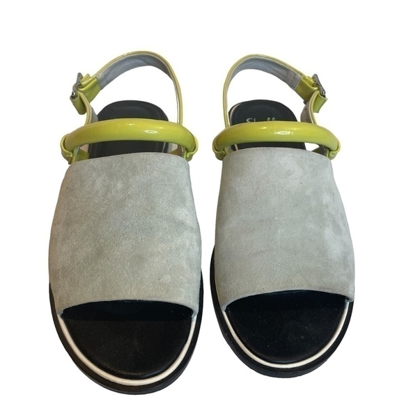 Grey Suede and Lime Trim Sandel💛🤍 - Picture 2 of 10